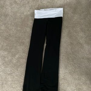 Small Victoria Secret Pink black boot cut yoga pants